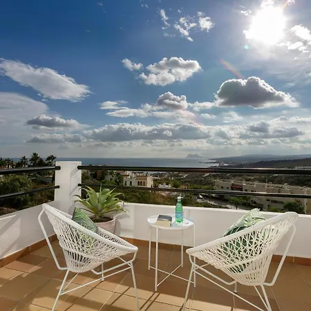 Sun-soaked - Panoramic Sea View, Pool, Parking * Manilva